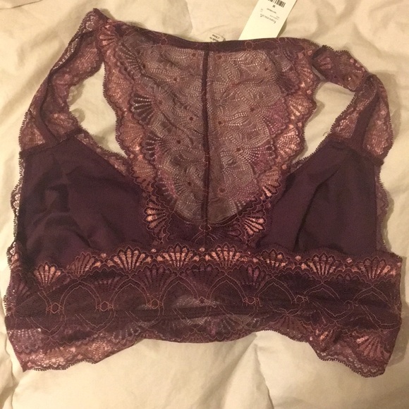 Burgandy lace bralette - Picture 3 of 3
